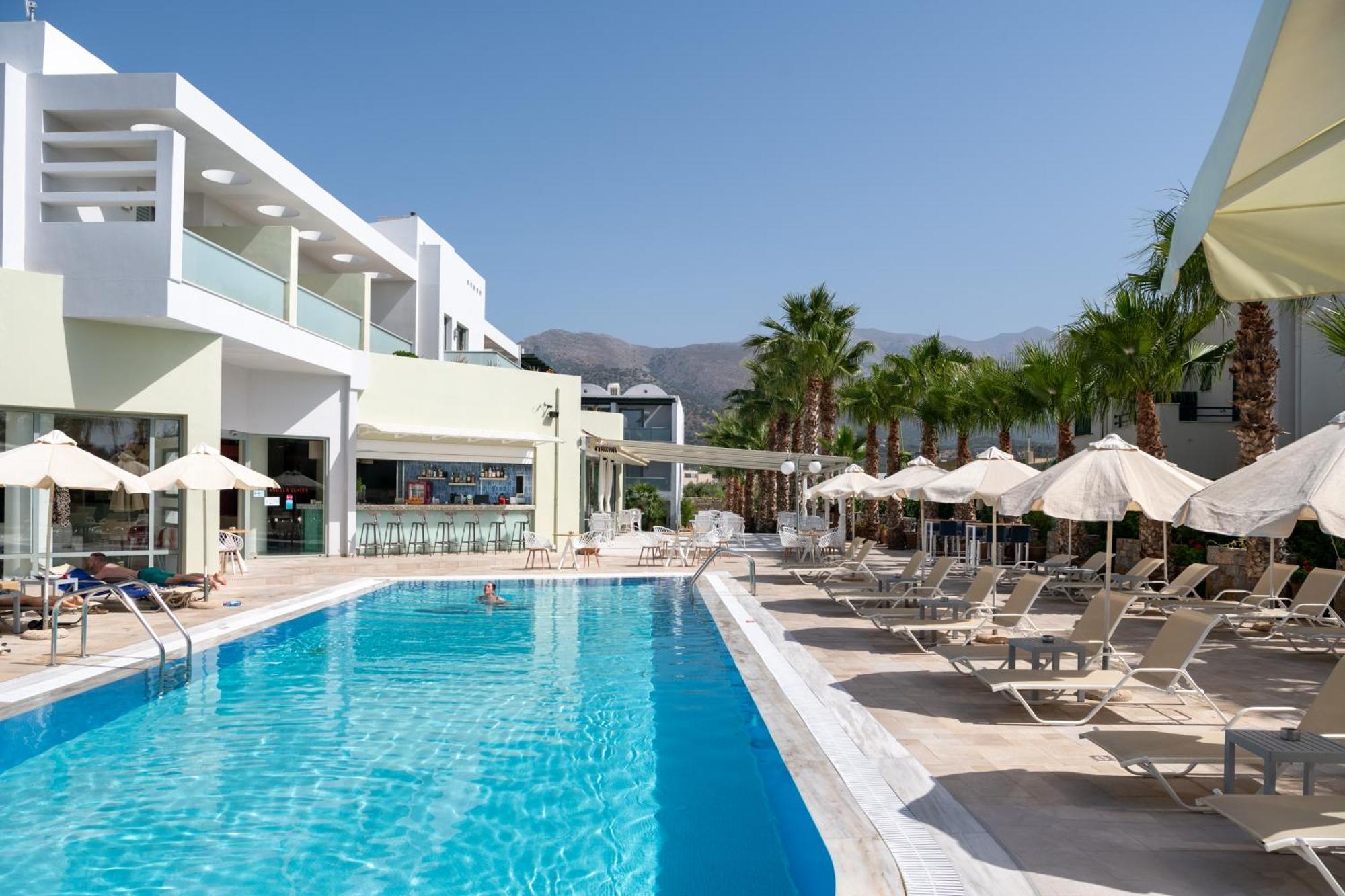Angela Suites Boutique Hotel Sissi  Bagian luar foto